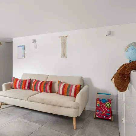 Dom wakacyjny 2br Townhouse With Pool In By Host For Us Colares