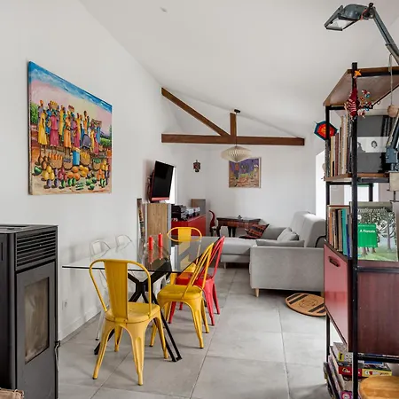 Dom wakacyjny 2br Townhouse With Pool In By Host For Us Colares